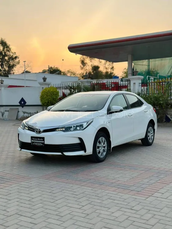 Toyota Corolla 2020 for Sale in Faisalabad Image-1