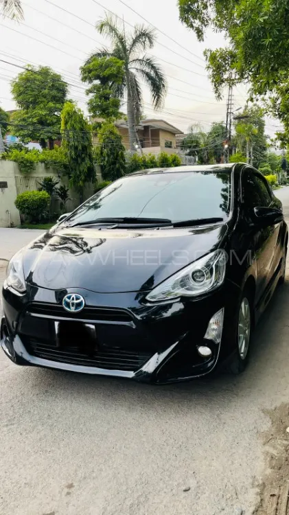 Toyota Aqua 2017 for Sale in Lahore Image-1