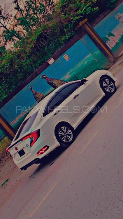 Honda Civic 2019 for Sale in Peshawar Image-1