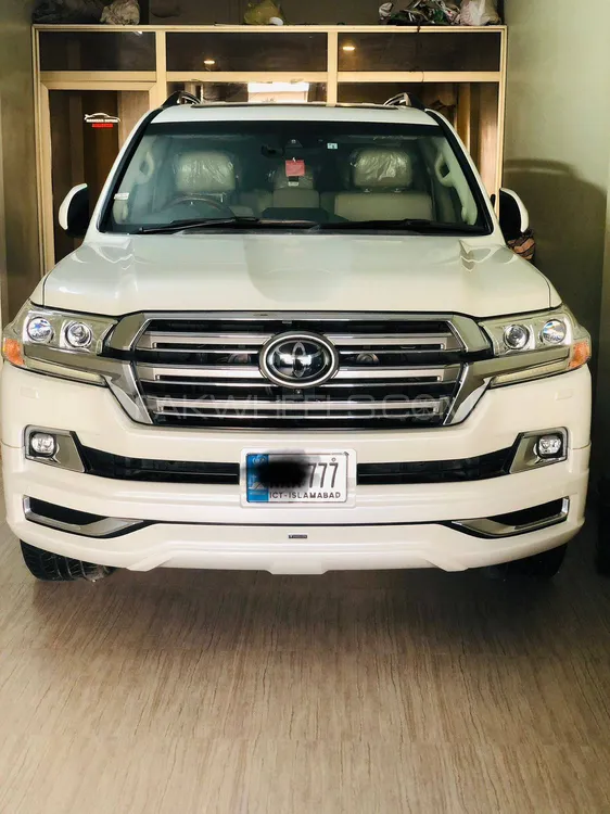 Toyota Land Cruiser 2018 for Sale in Karachi Image-1