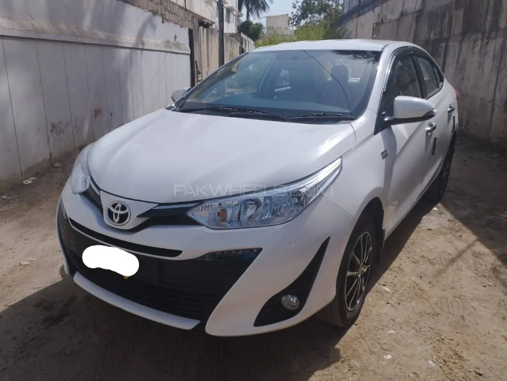 Toyota Yaris Sedan 2022 for Sale in Karachi Image-1