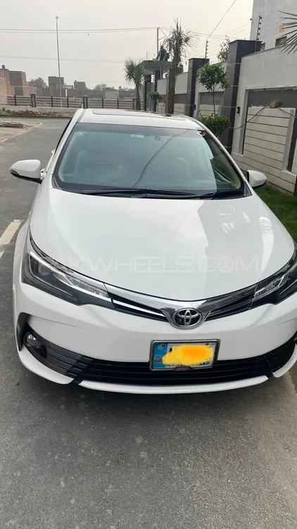 Toyota Corolla 2019 for Sale in Faisalabad Image-1