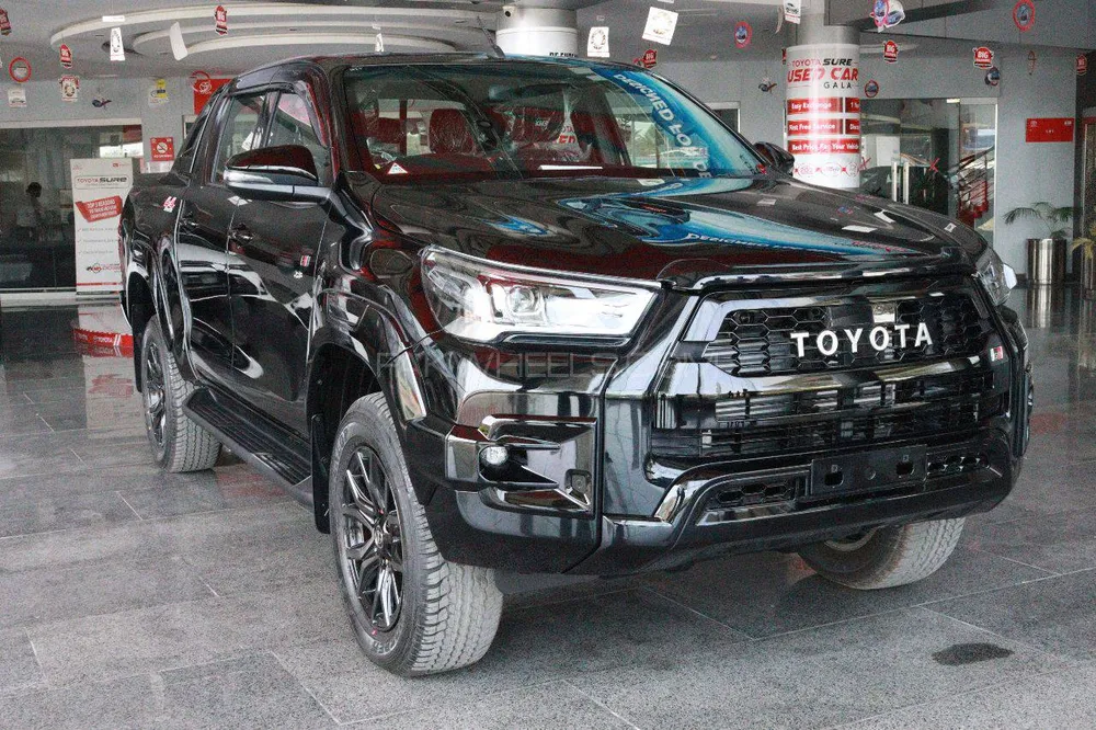 Toyota Hilux 2023 for Sale in Sukkur Image-1