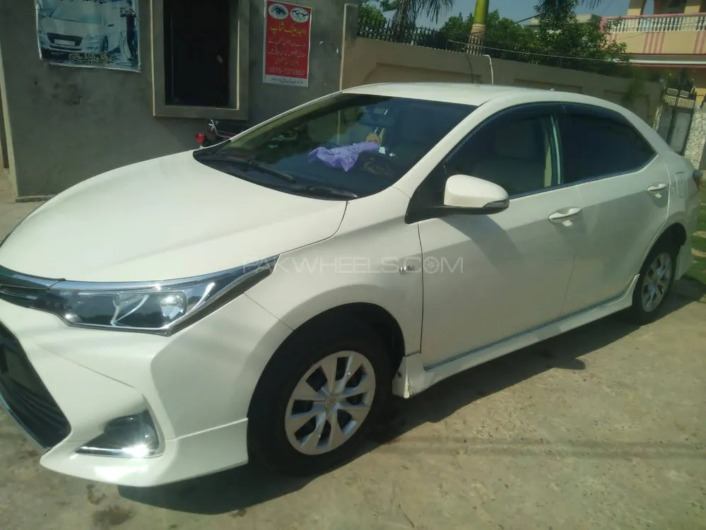 Toyota Corolla 2018 for Sale in Gujrat Image-1