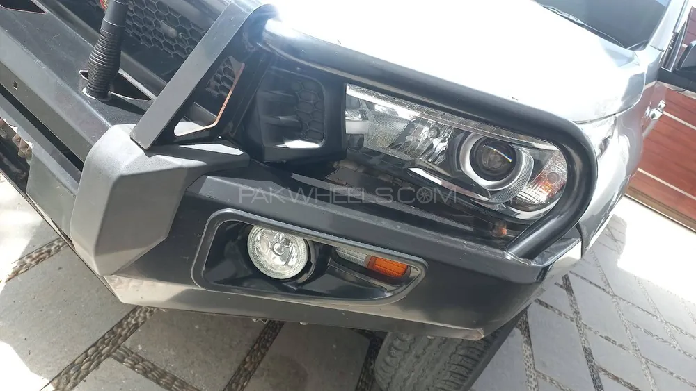 Toyota Hilux 2020 for Sale in Karachi Image-1