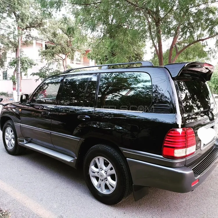 Toyota Land Cruiser 2004 for Sale in Lahore Image-1