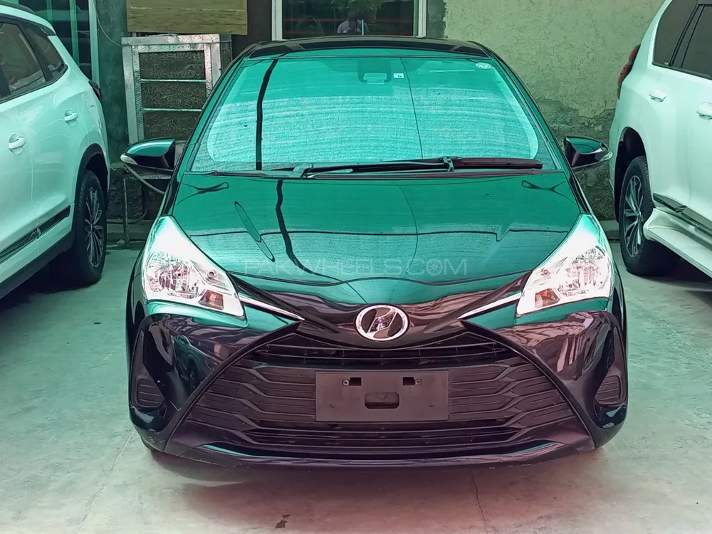 Toyota Vitz 2018 for Sale in Islamabad Image-1