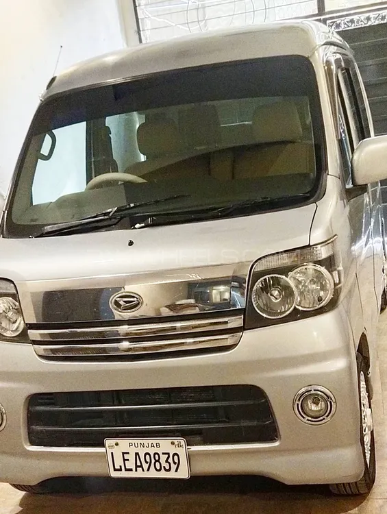 Daihatsu Hijet 2018 for Sale in Lahore Image-1