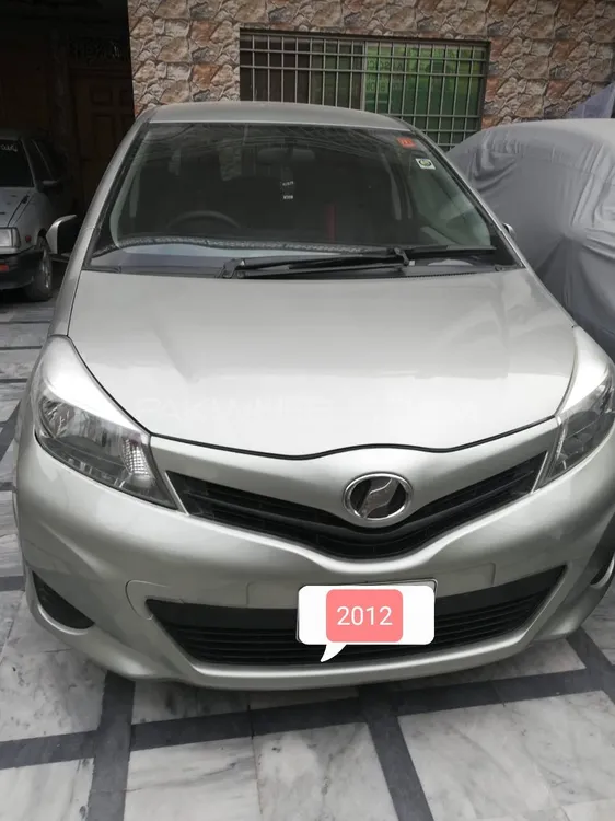 Toyota Vitz 2012 for Sale in Rawalpindi Image-1