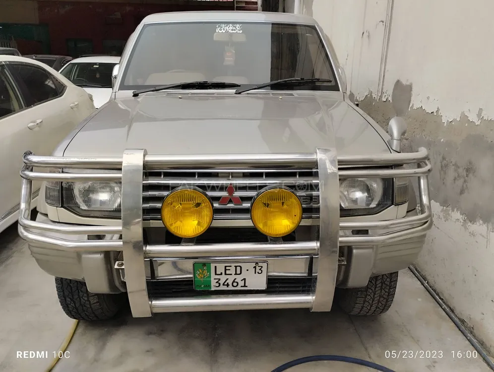Mitsubishi Pajero 1997 for Sale in Lahore Image-1