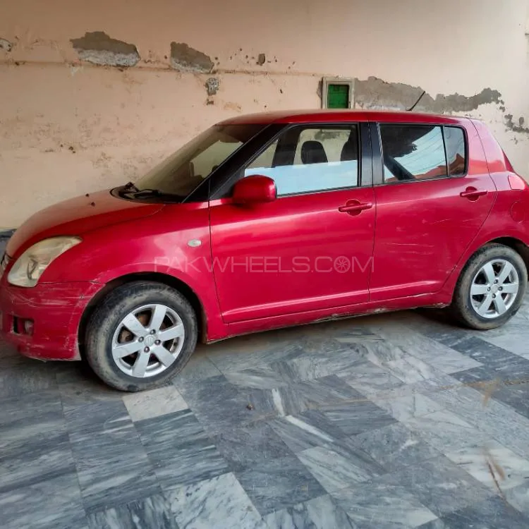 Suzuki Swift 2014 for Sale in Jaranwala Image-1