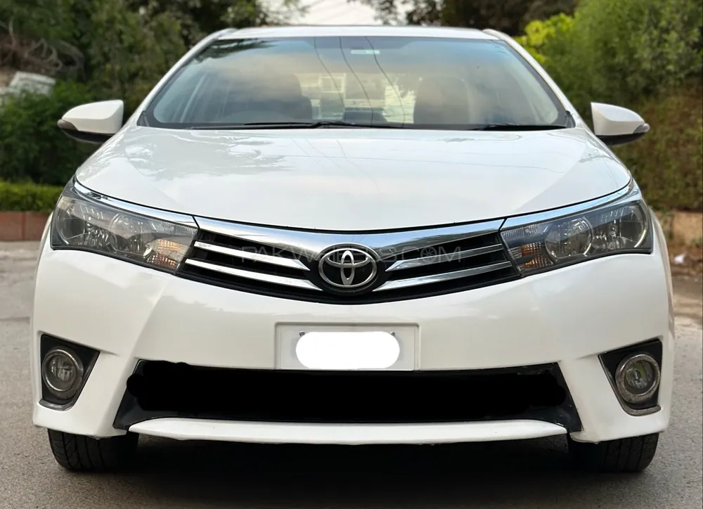Toyota Corolla 2016 for Sale in Karachi Image-1