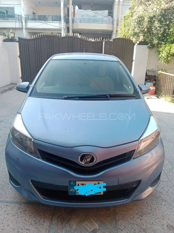 Toyota Vitz 2012 for Sale in Rawalpindi Image-1