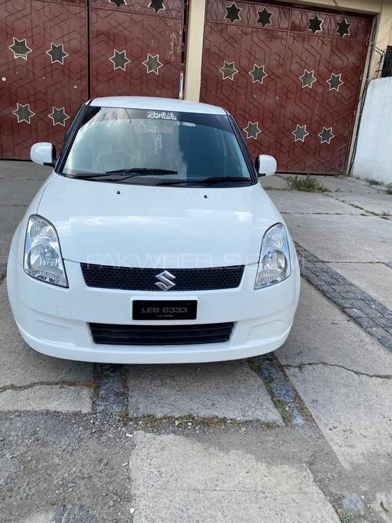 Suzuki Swift 2010 for Sale in Islamabad Image-1