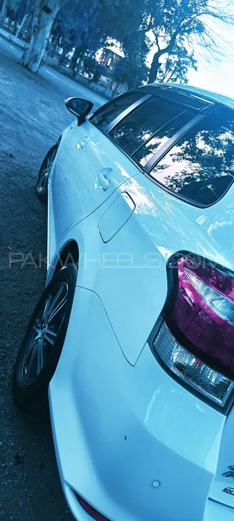 Toyota Corolla Fielder 2018 for Sale in Islamabad Image-1