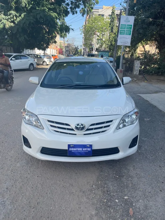 Toyota Corolla 2014 for Sale in Karachi Image-1