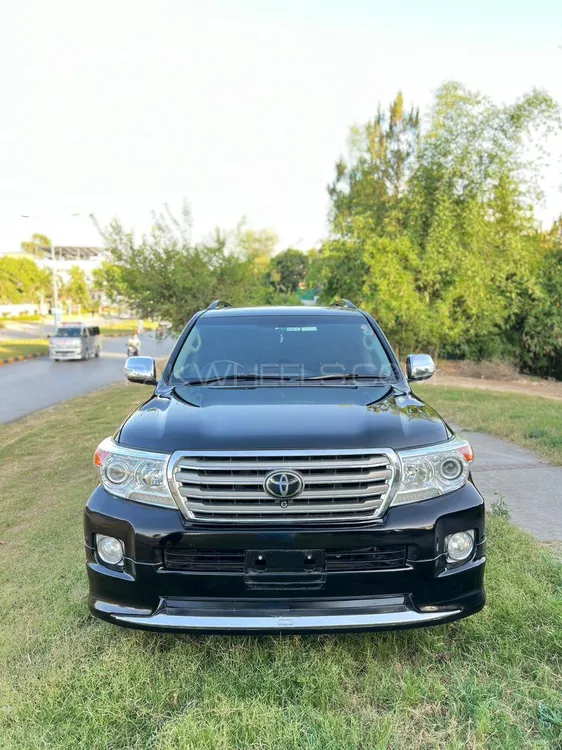 Toyota Land Cruiser 2012 for Sale in Islamabad Image-1