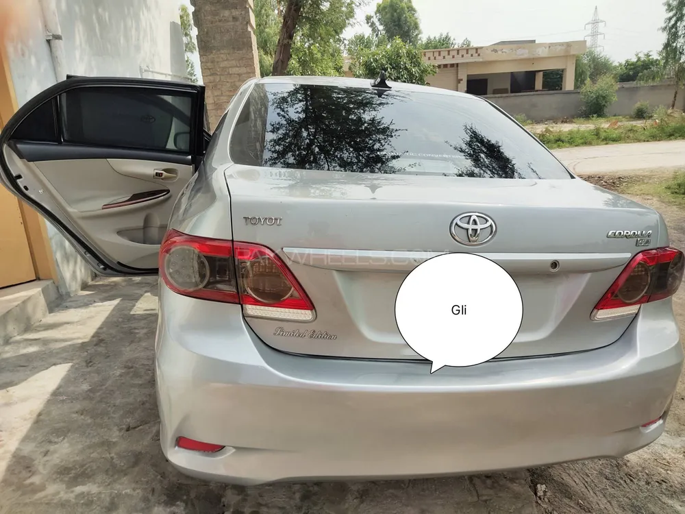 Toyota Corolla 2013 for Sale in Sargodha Image-1