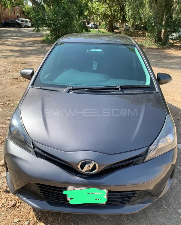 Toyota Vitz 2015 for Sale in Sargodha Image-1