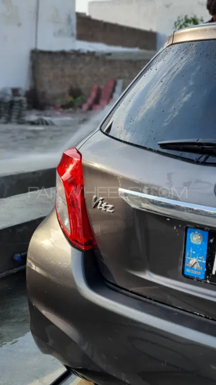 Toyota Vitz 2013 for Sale in Islamabad Image-1