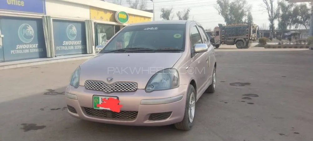 Toyota Vitz 2003 for Sale in Kamra Image-1