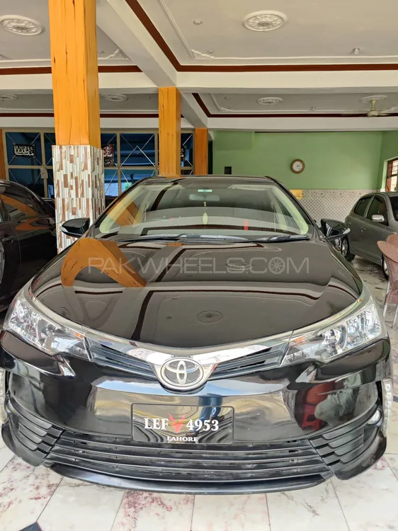 Toyota Corolla 2019 for Sale in Peshawar Image-1