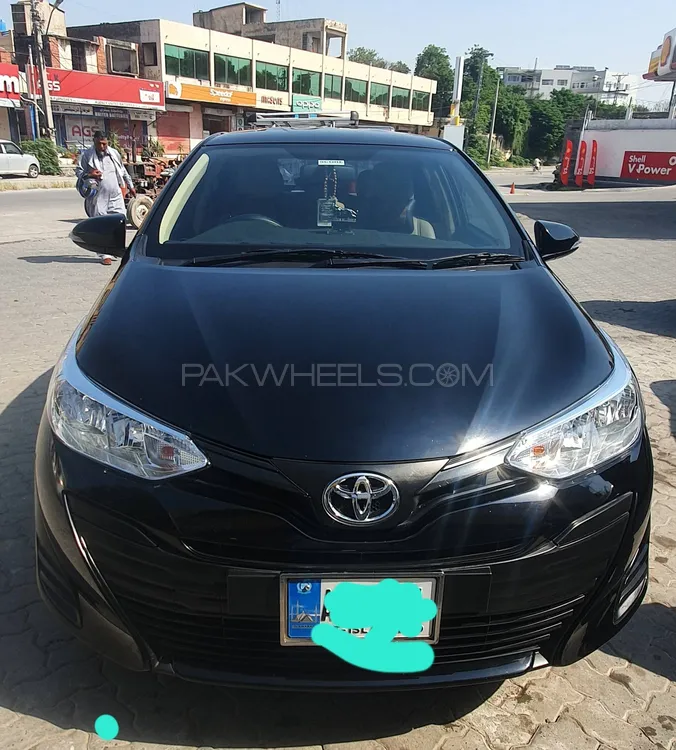 Toyota Yaris GLI MT 1.3 2021 for sale in Islamabad | PakWheels