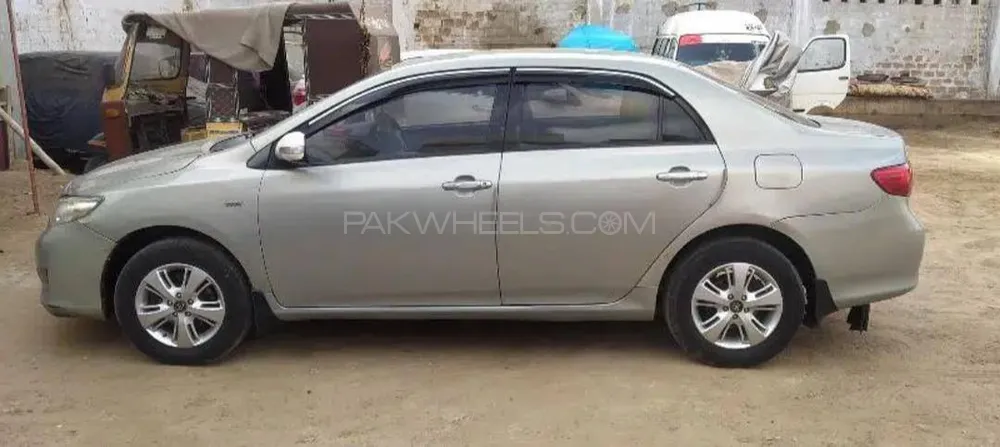 Toyota Corolla 2011 for Sale in Karachi Image-1