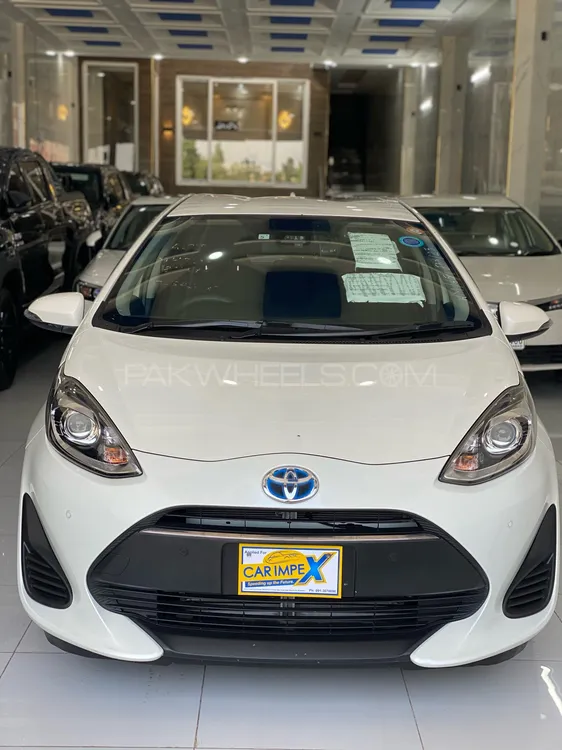 Toyota Aqua 2019 for Sale in Peshawar Image-1