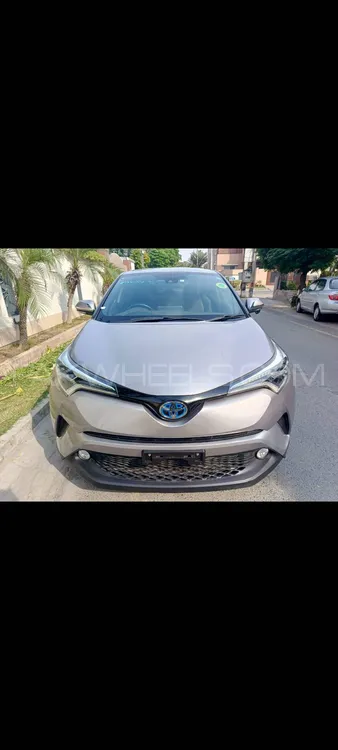 Toyota C-HR 2017 for Sale in Faisalabad Image-1