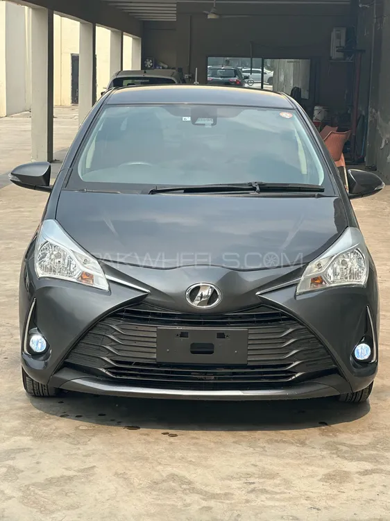 Toyota Vitz 2019 for Sale in Gujranwala Image-1