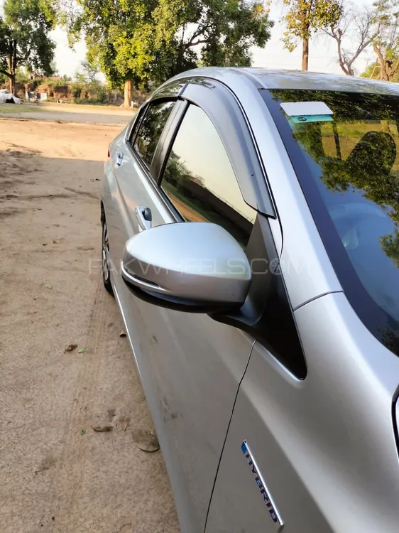 Honda Grace Hybrid 2015 for Sale in Gujrat Image-1