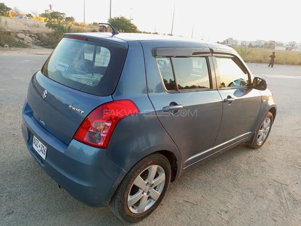 Suzuki Swift 2010 for Sale in Karachi Image-1