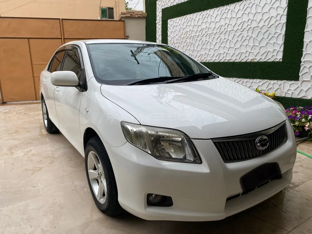 Toyota Corolla Axio 2007 for Sale in Peshawar Image-1