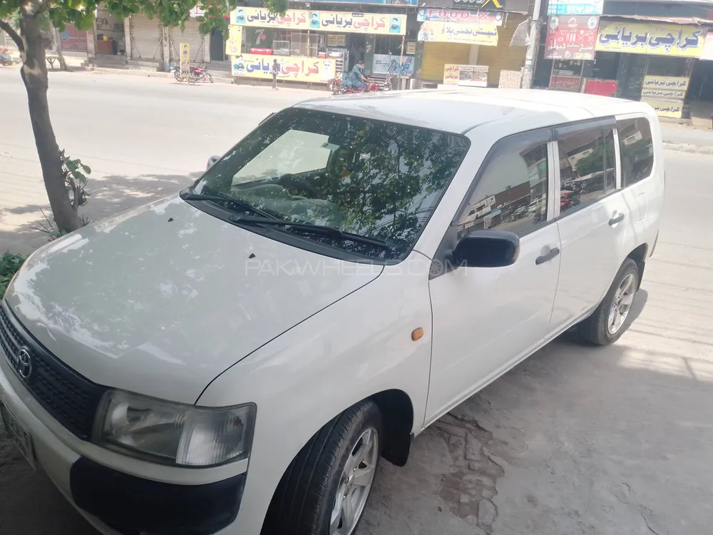 Toyota Probox 2006 for Sale in Faisalabad Image-1