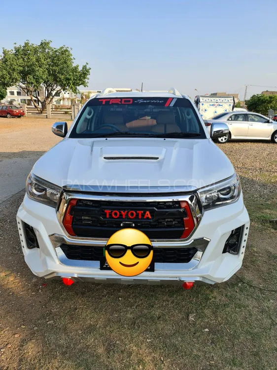 Toyota Hilux 2012 for Sale in Dadyal Ak Image-1