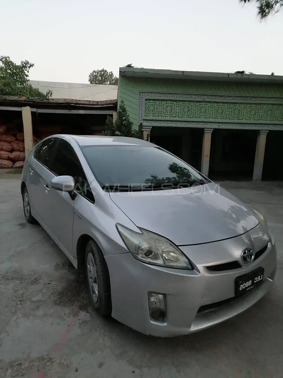 Toyota Prius 2010 for Sale in Topi Image-1
