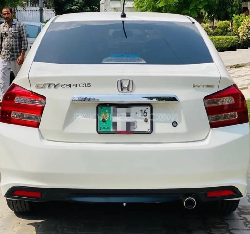 Honda City 2016 for Sale in Lahore Image-1