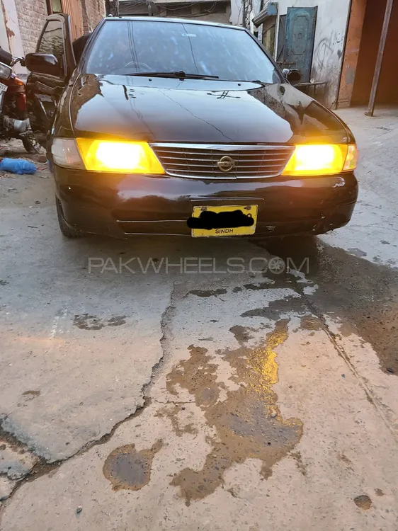 Nissan Sunny 2000 for Sale in Lahore Image-1