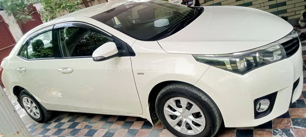 Toyota Corolla 2016 for Sale in Mardan Image-1
