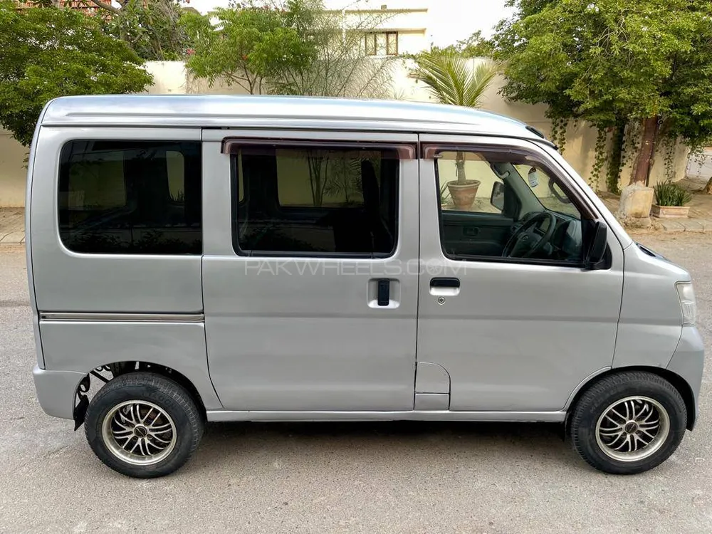 Daihatsu Hijet 2012 for Sale in Karachi Image-1
