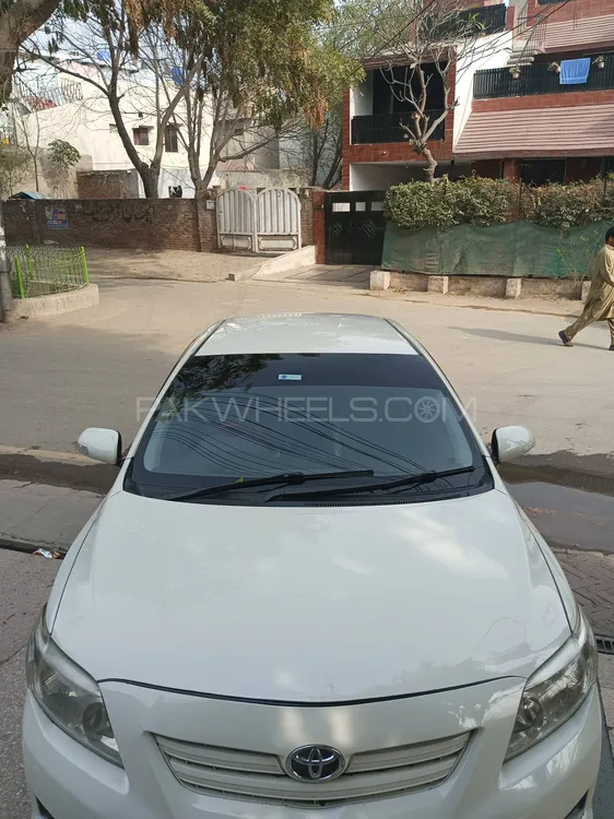 Toyota Corolla 2011 for Sale in Lahore Image-1