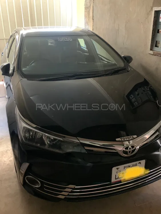 Toyota Corolla 2015 for Sale in Gojra Image-1
