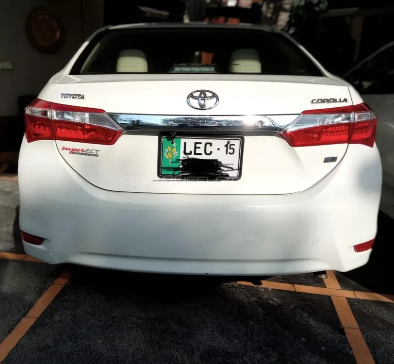 Toyota Corolla 2015 for Sale in Lahore Image-1
