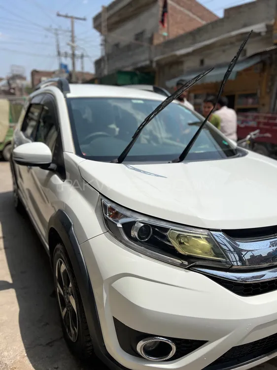 Honda BR-V 2017 for Sale in Lahore Image-1
