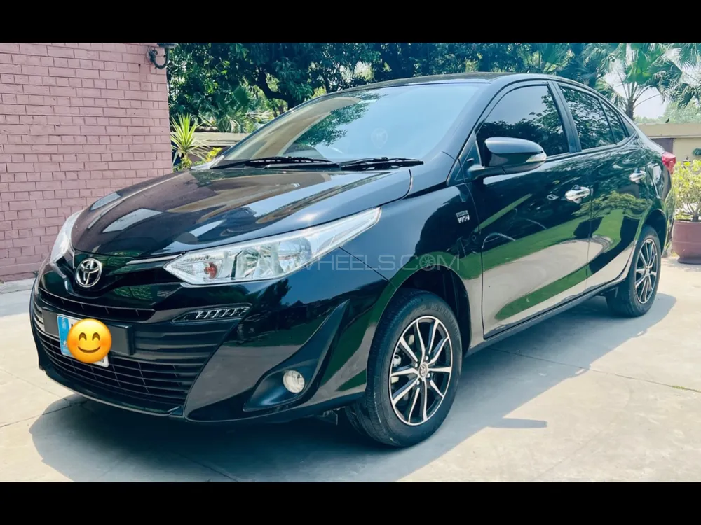 Toyota Yaris Sedan 2021 for Sale in Gujranwala Image-1