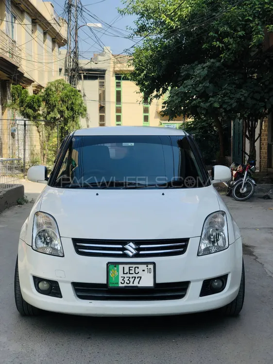 Suzuki Swift 2010 for Sale in Lahore Image-1