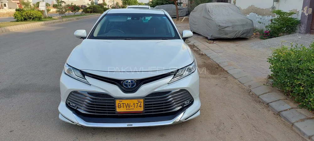 Toyota Camry 2021 for Sale in Karachi Image-1