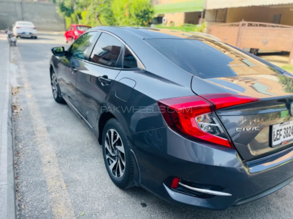 Honda Civic 2018 for Sale in Lahore Image-1