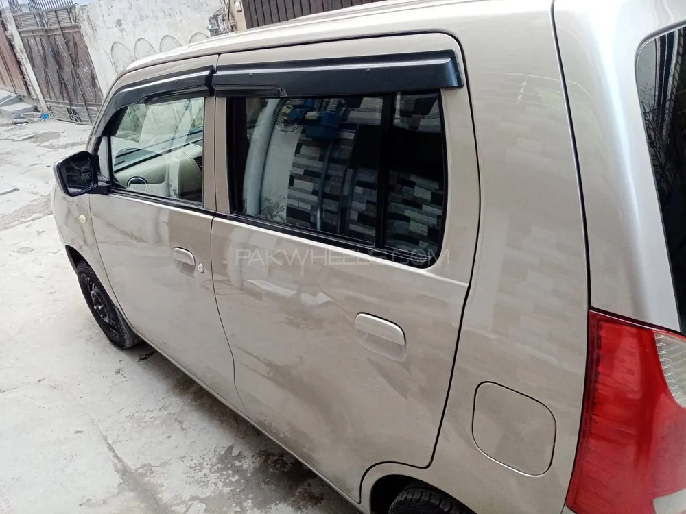 Suzuki Wagon R 2016 for Sale in Lahore Image-1